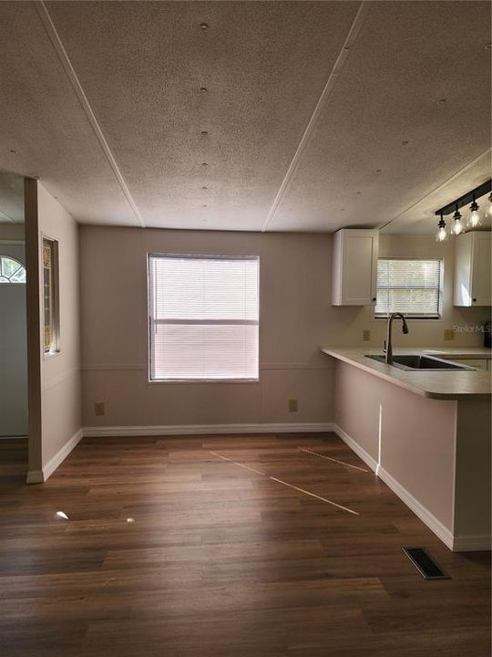 En Venta: $174,900 (3 camas, 2 baños, 1152 Pies cuadrados)