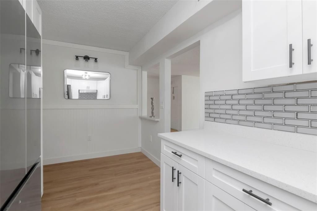 На продажу: $229,000 (3 спален, 2 ванн, 1396 Квадратных фут)