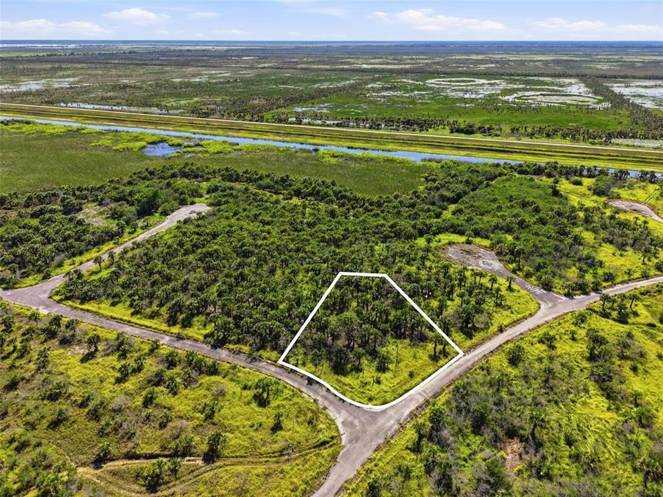 待售: $23,000 (0.30 acres)
