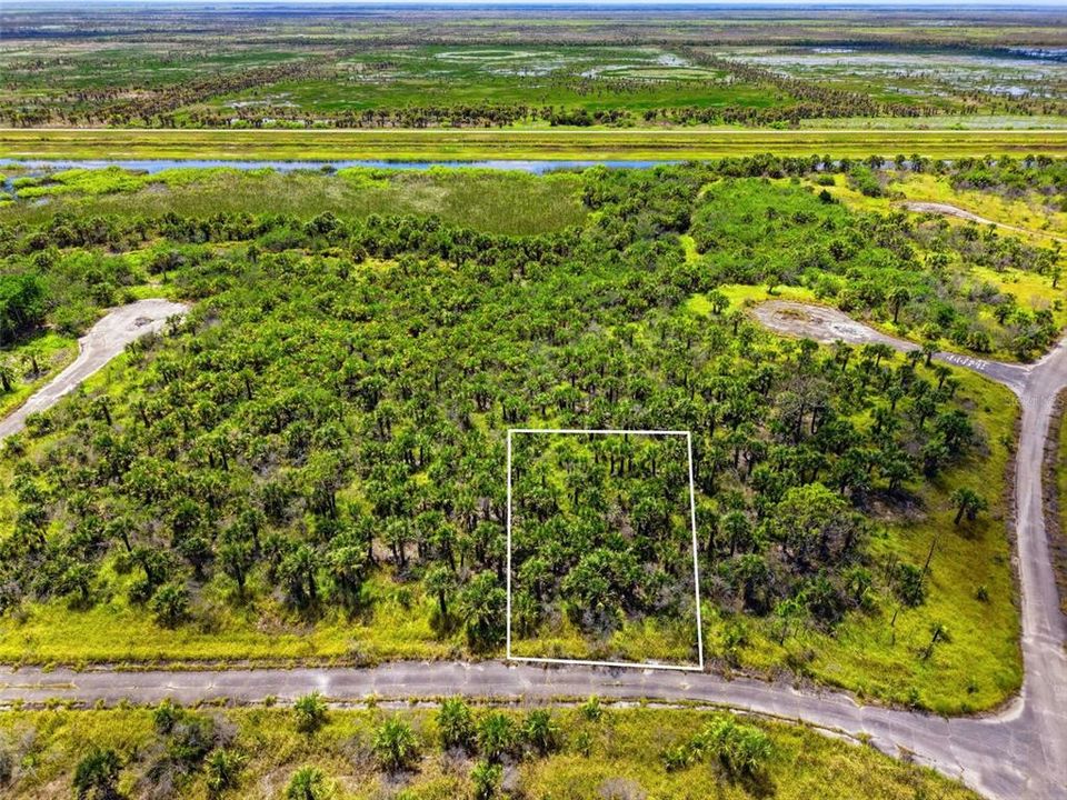 En Venta: $18,000 (0.23 acres)