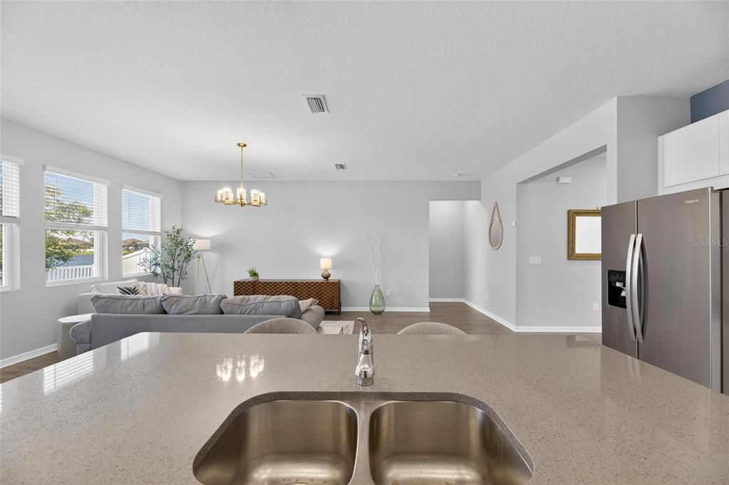 For Sale: $424,900 (4 beds, 2 baths, 2340 Square Feet)