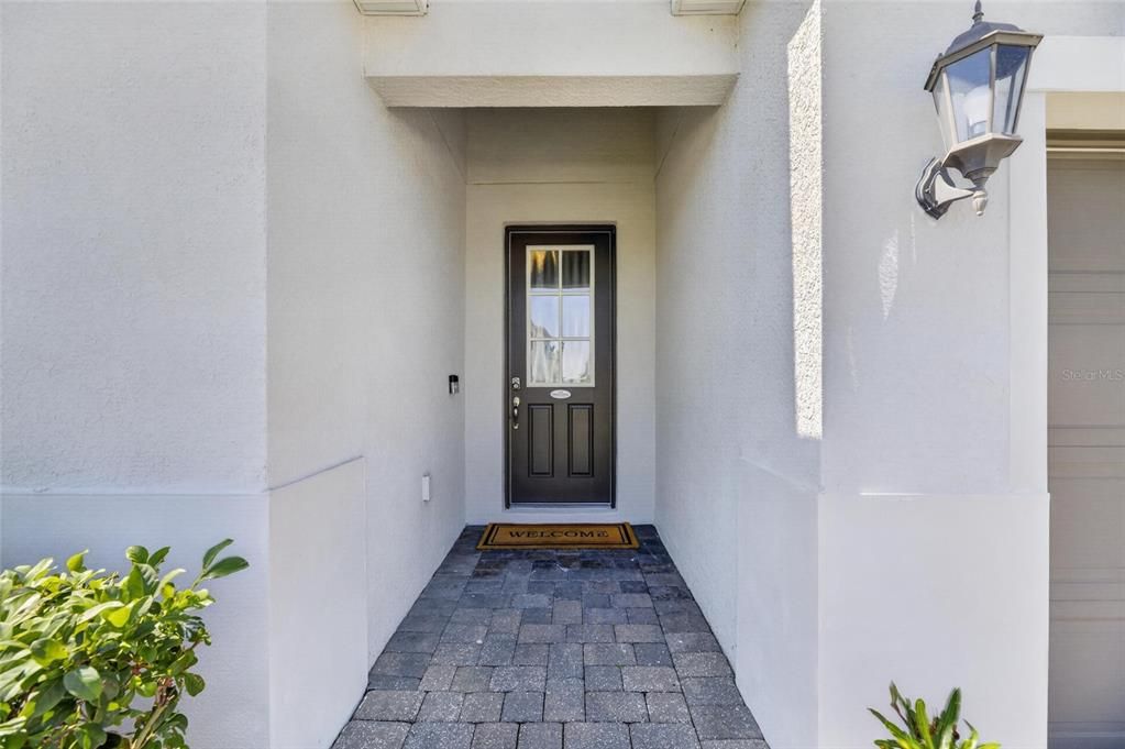 For Sale: $424,900 (4 beds, 2 baths, 2340 Square Feet)