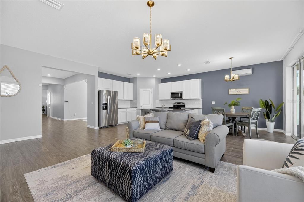 For Sale: $424,900 (4 beds, 2 baths, 2340 Square Feet)