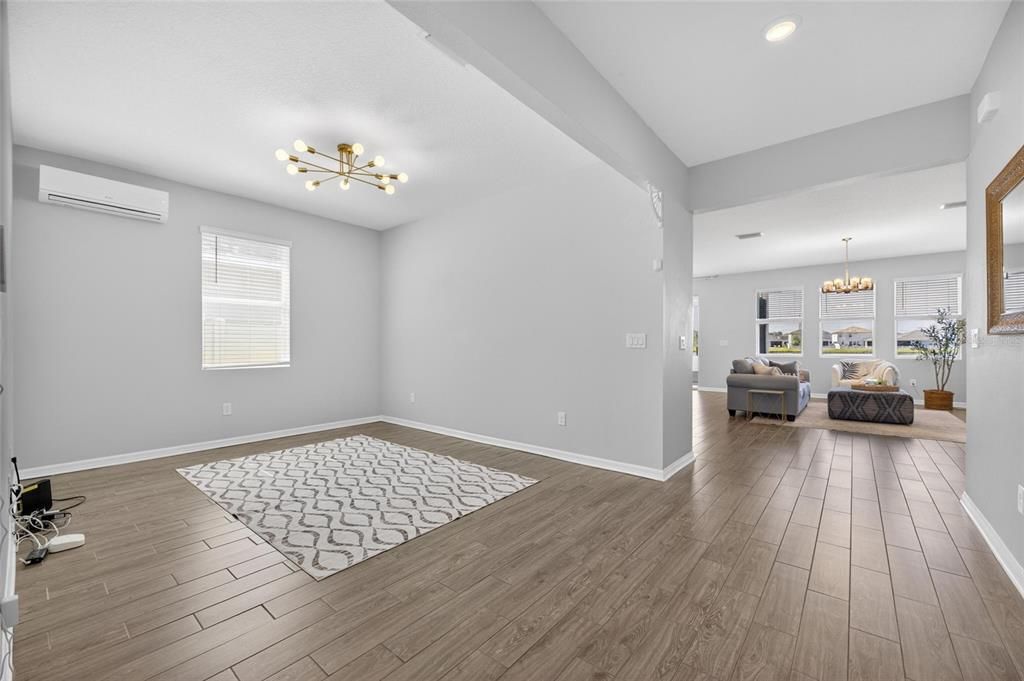 For Sale: $424,900 (4 beds, 2 baths, 2340 Square Feet)
