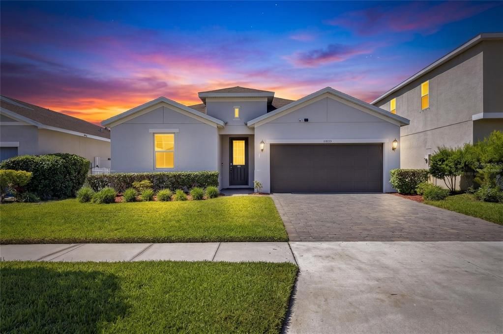 For Sale: $424,900 (4 beds, 2 baths, 2340 Square Feet)