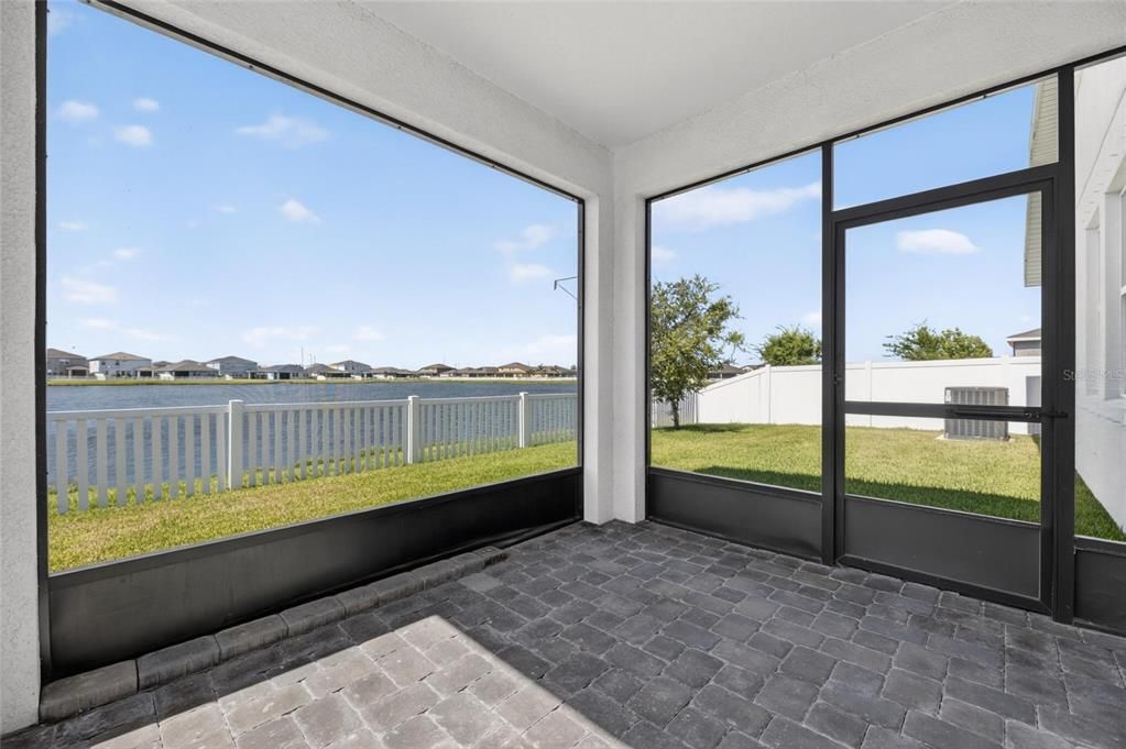 For Sale: $424,900 (4 beds, 2 baths, 2340 Square Feet)