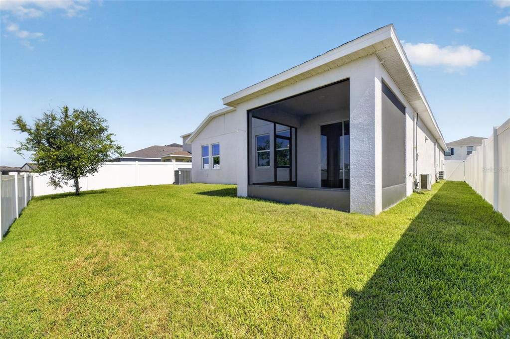 For Sale: $424,900 (4 beds, 2 baths, 2340 Square Feet)