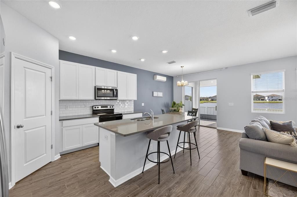 For Sale: $424,900 (4 beds, 2 baths, 2340 Square Feet)