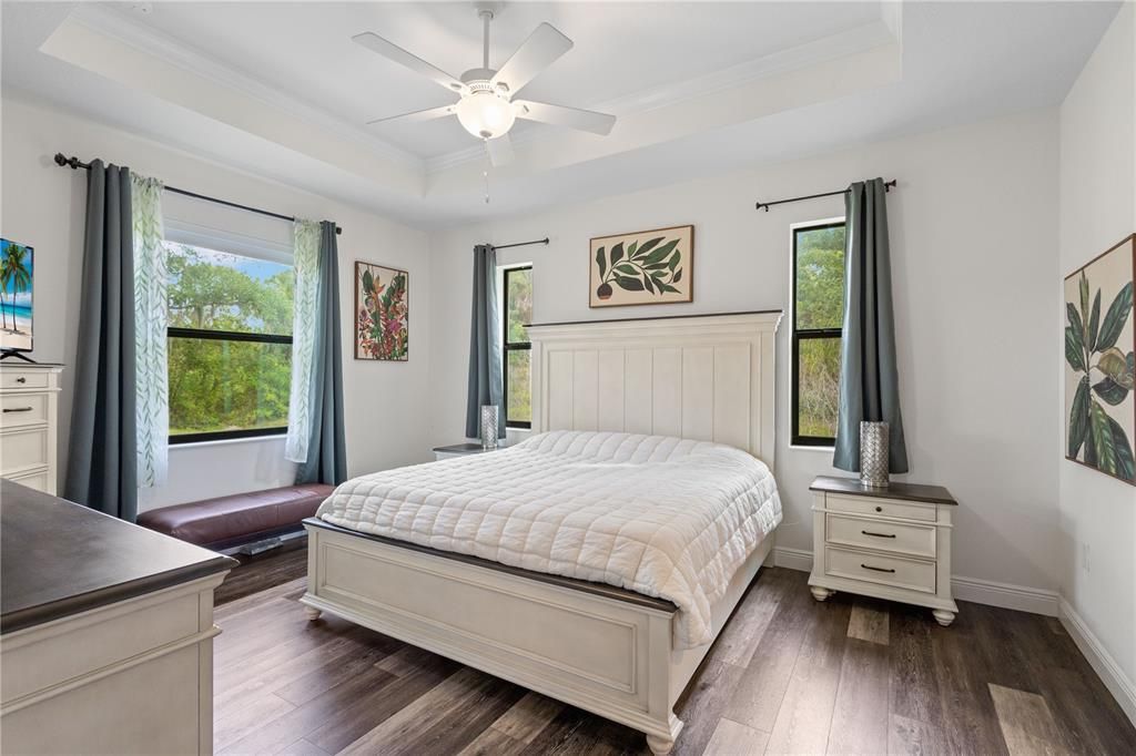 En Venta: $550,000 (4 camas, 2 baños, 1878 Pies cuadrados)