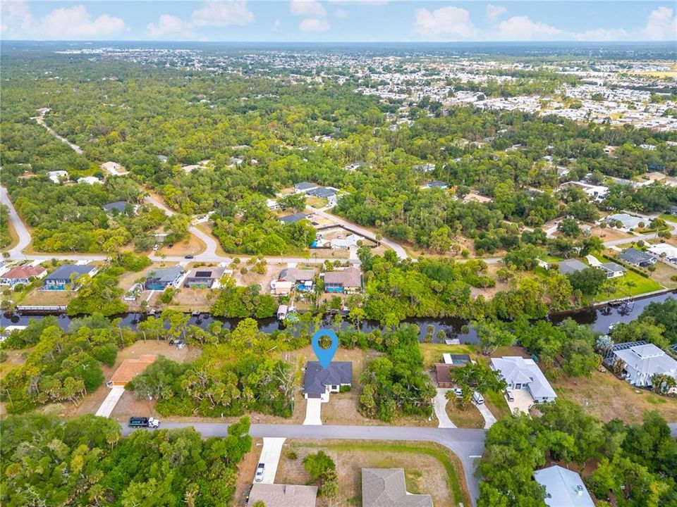 En Venta: $550,000 (4 camas, 2 baños, 1878 Pies cuadrados)
