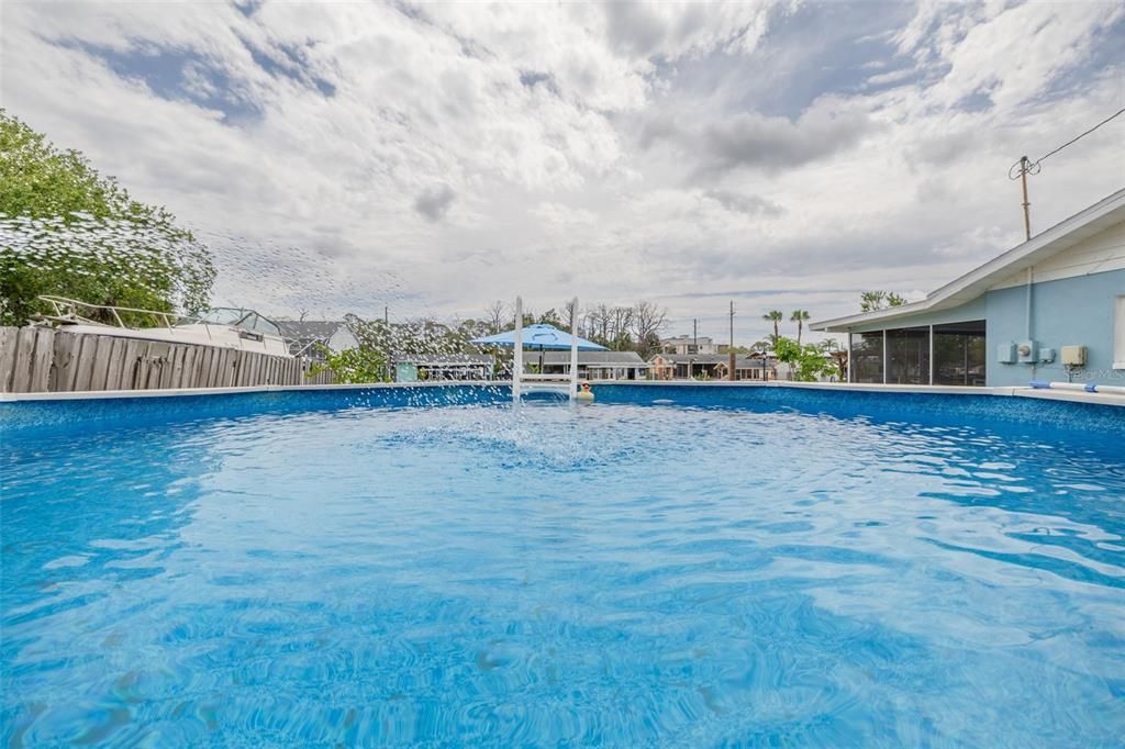 En Venta: $373,000 (2 camas, 2 baños, 1402 Pies cuadrados)