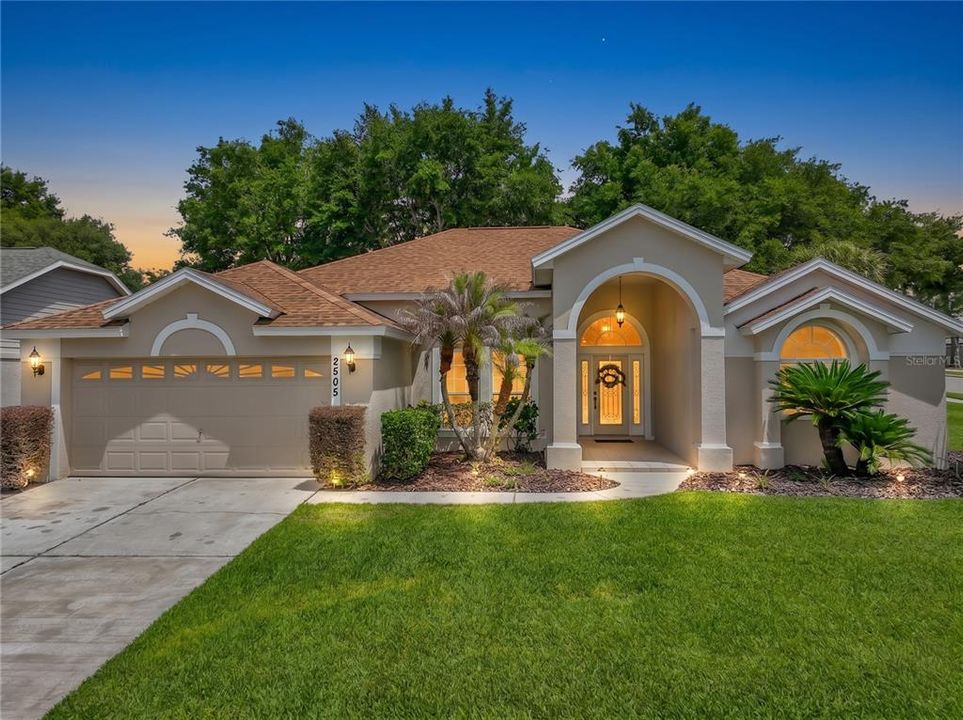 Active With Contract: $489,000 (4 beds, 3 baths, 2295 Square Feet)
