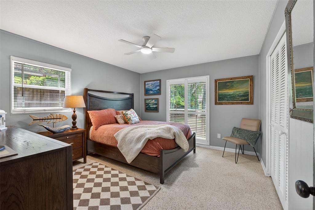 Active With Contract: $975,000 (3 beds, 2 baths, 2640 Square Feet)