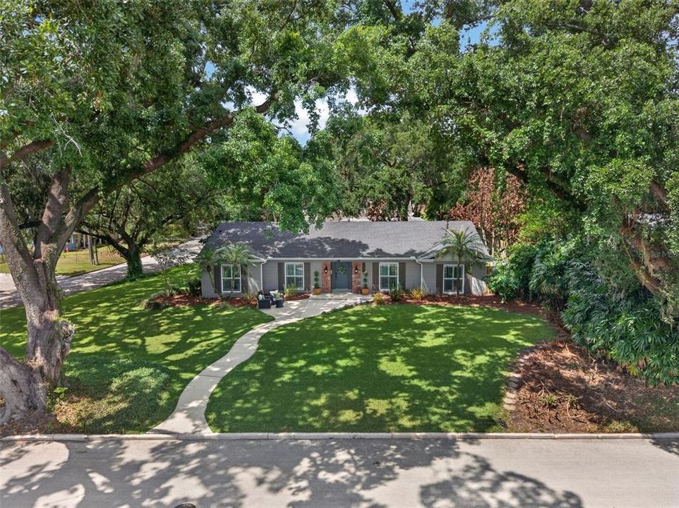 Active With Contract: $975,000 (3 beds, 2 baths, 2640 Square Feet)