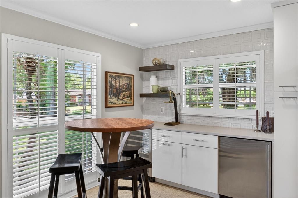 Active With Contract: $975,000 (3 beds, 2 baths, 2640 Square Feet)