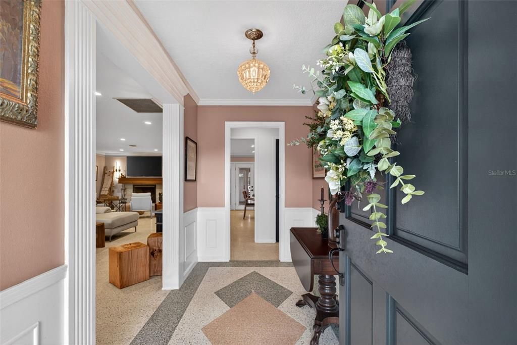 Active With Contract: $975,000 (3 beds, 2 baths, 2640 Square Feet)