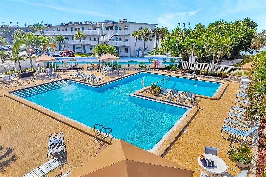 For Sale: $250,000 (1 beds, 1 baths, 1060 Square Feet)