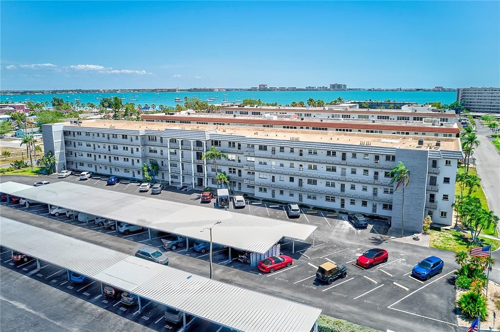 For Sale: $250,000 (1 beds, 1 baths, 1060 Square Feet)