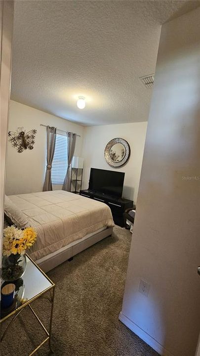 En Venta: $350,000 (4 camas, 2 baños, 1828 Pies cuadrados)