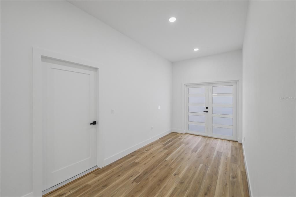 For Sale: $479,000 (3 beds, 2 baths, 2068 Square Feet)