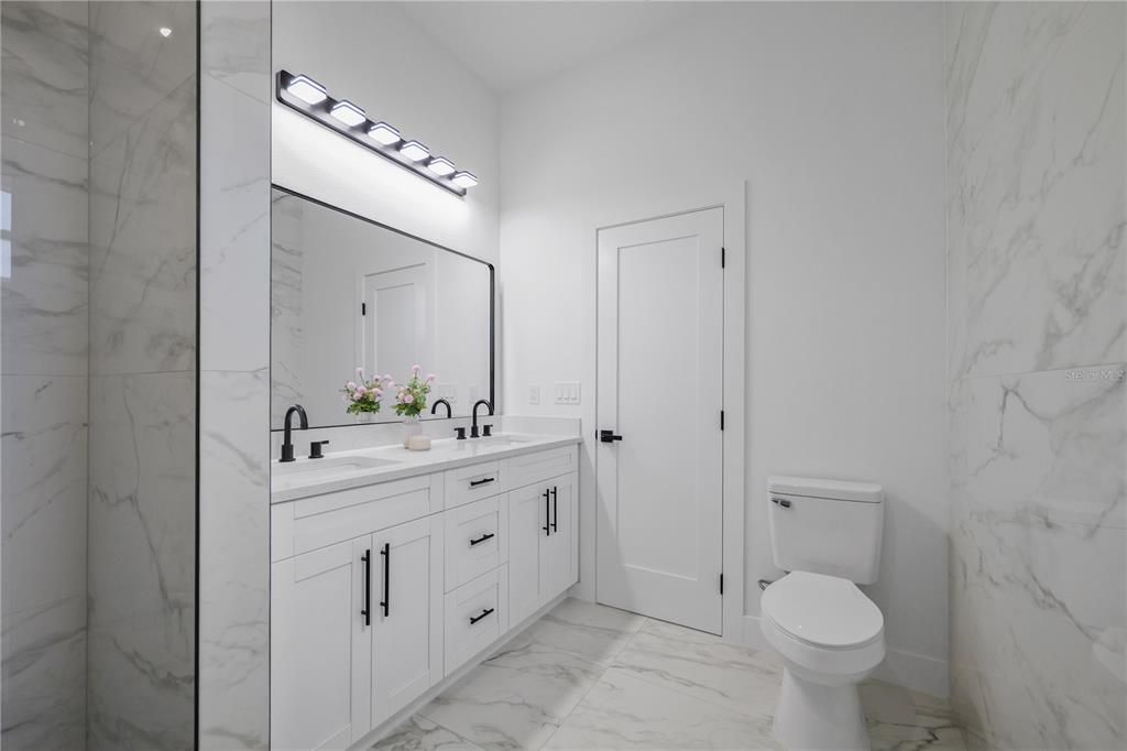 For Sale: $479,000 (3 beds, 2 baths, 2068 Square Feet)
