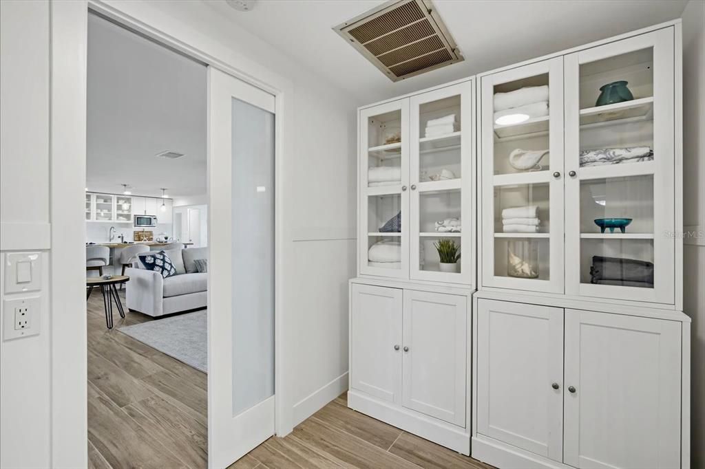 For Sale: $2,175,000 (3 beds, 3 baths, 2205 Square Feet)