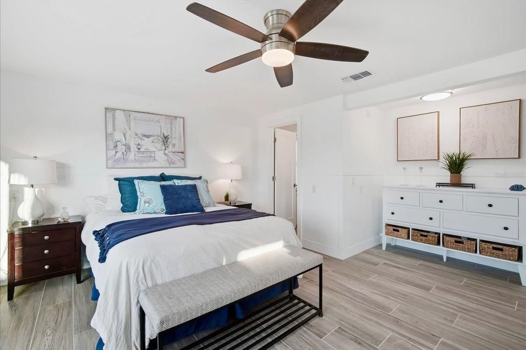 For Sale: $2,175,000 (3 beds, 3 baths, 2205 Square Feet)