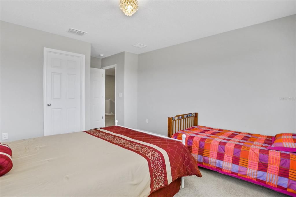 En Venta: $489,900 (5 camas, 3 baños, 3566 Pies cuadrados)