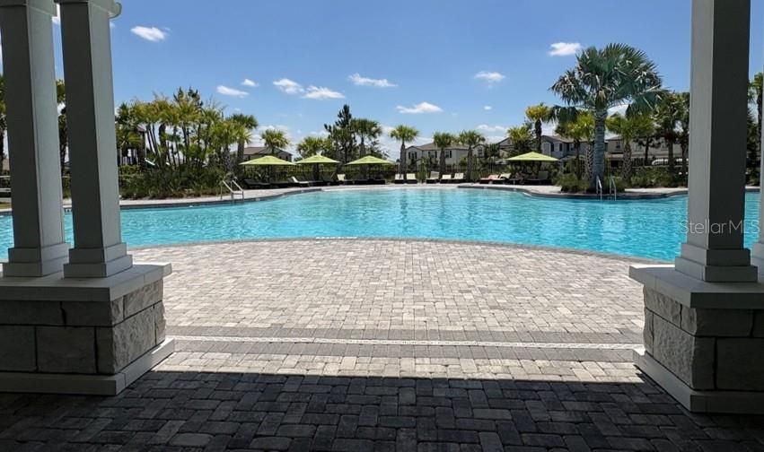 En Venta: $489,900 (5 camas, 3 baños, 3566 Pies cuadrados)