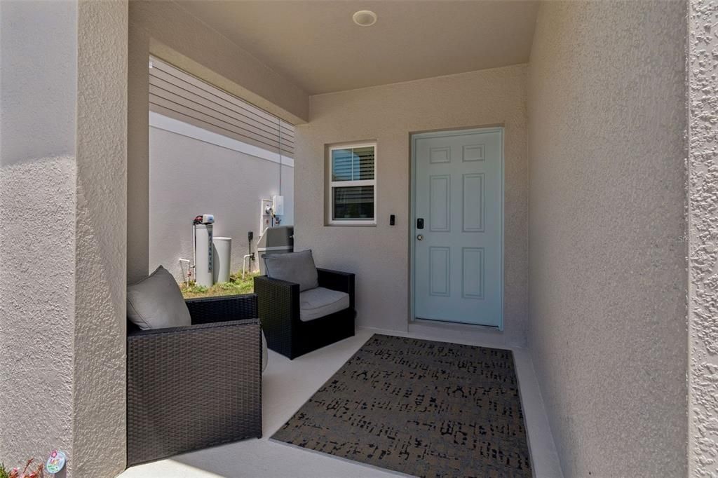 For Sale: $384,999 (5 beds, 3 baths, 2470 Square Feet)