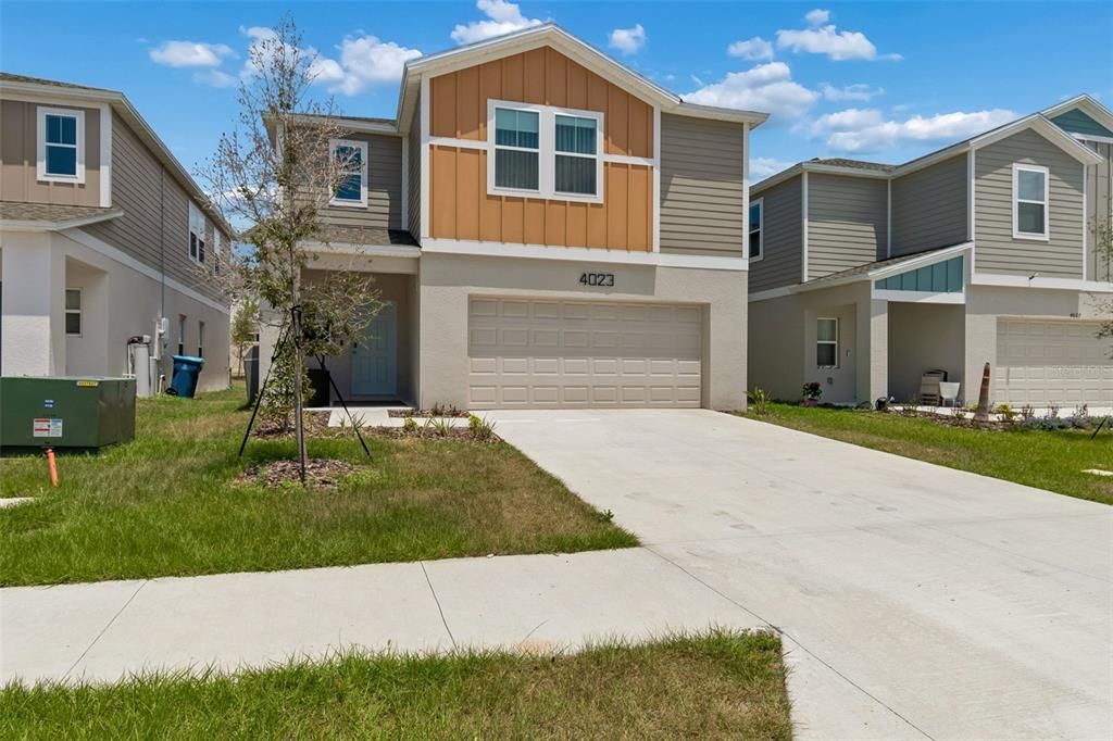 For Sale: $384,999 (5 beds, 3 baths, 2470 Square Feet)