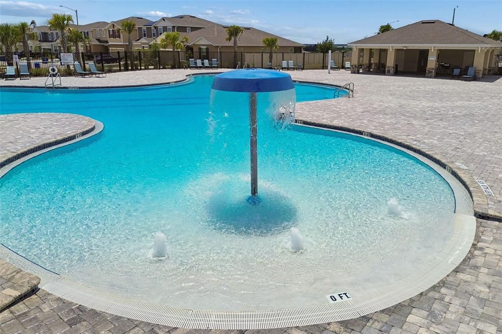 For Sale: $384,999 (5 beds, 3 baths, 2470 Square Feet)