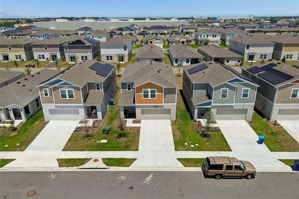 For Sale: $384,999 (5 beds, 3 baths, 2470 Square Feet)