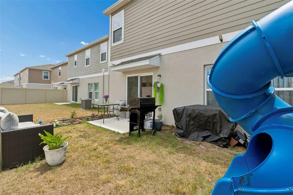 For Sale: $384,999 (5 beds, 3 baths, 2470 Square Feet)