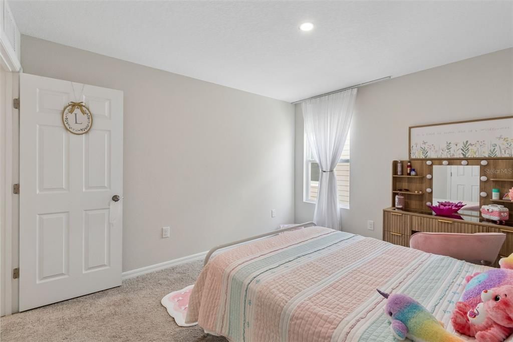 For Sale: $384,999 (5 beds, 3 baths, 2470 Square Feet)