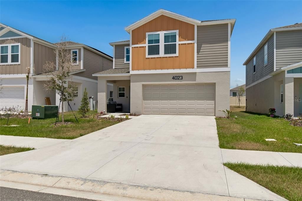 For Sale: $384,999 (5 beds, 3 baths, 2470 Square Feet)