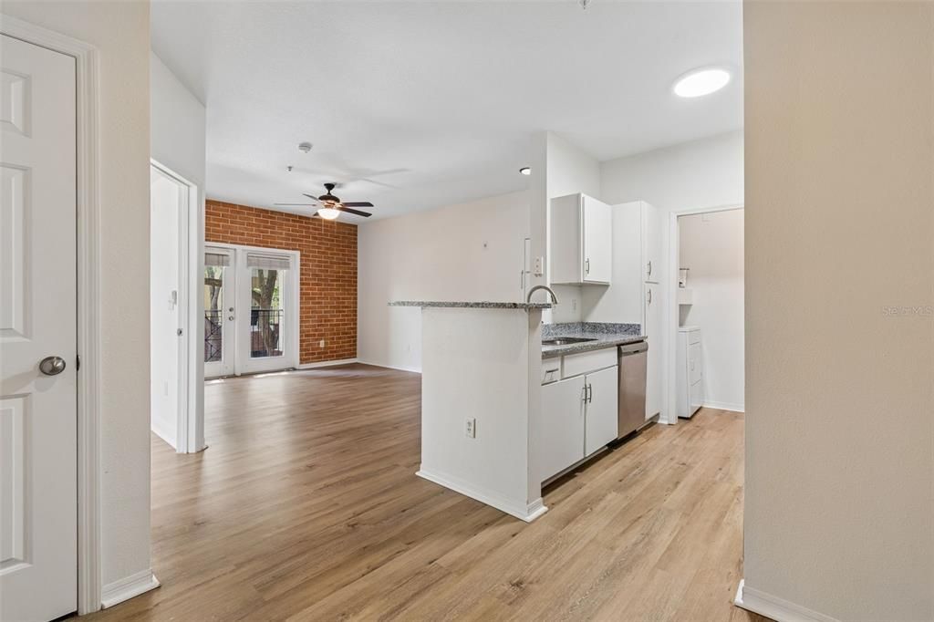 Activo con contrato: $139,900 (1 camas, 1 baños, 620 Pies cuadrados)