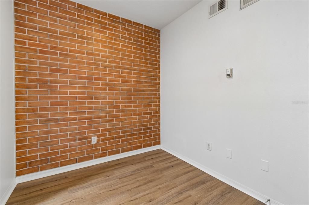 Activo con contrato: $139,900 (1 camas, 1 baños, 620 Pies cuadrados)