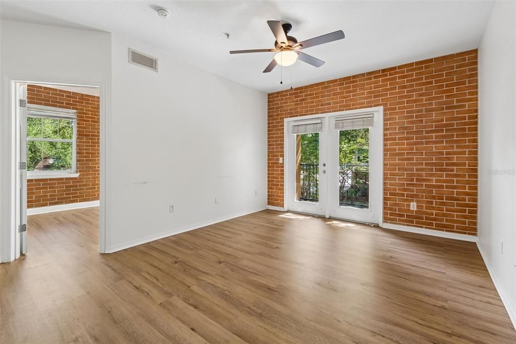Activo con contrato: $139,900 (1 camas, 1 baños, 620 Pies cuadrados)