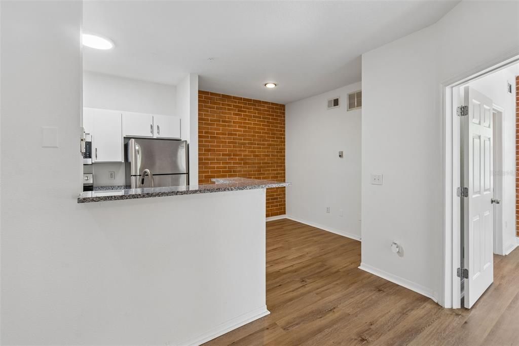 Activo con contrato: $139,900 (1 camas, 1 baños, 620 Pies cuadrados)