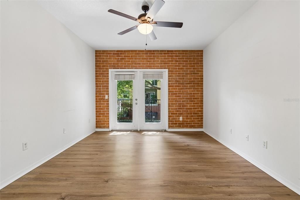 Activo con contrato: $139,900 (1 camas, 1 baños, 620 Pies cuadrados)