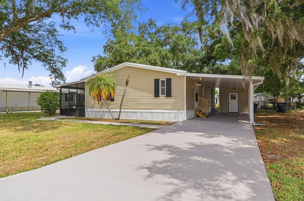 For Sale: $227,000 (3 beds, 2 baths, 1080 Square Feet)