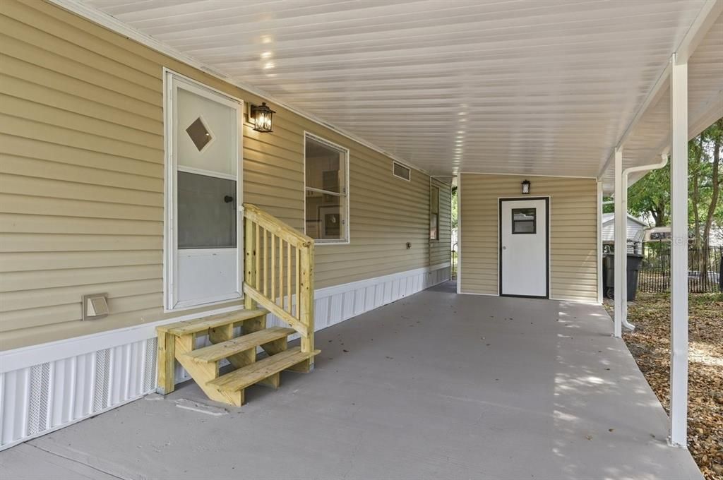 For Sale: $227,000 (3 beds, 2 baths, 1080 Square Feet)