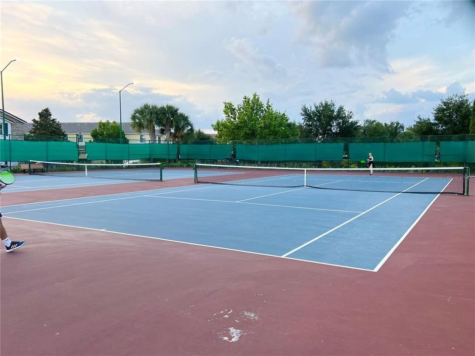 Active With Contract: $3,200 (3 beds, 2 baths, 1678 Square Feet)