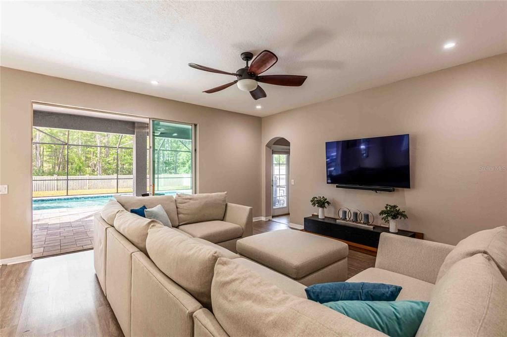 Active With Contract: $620,000 (4 beds, 3 baths, 2503 Square Feet)