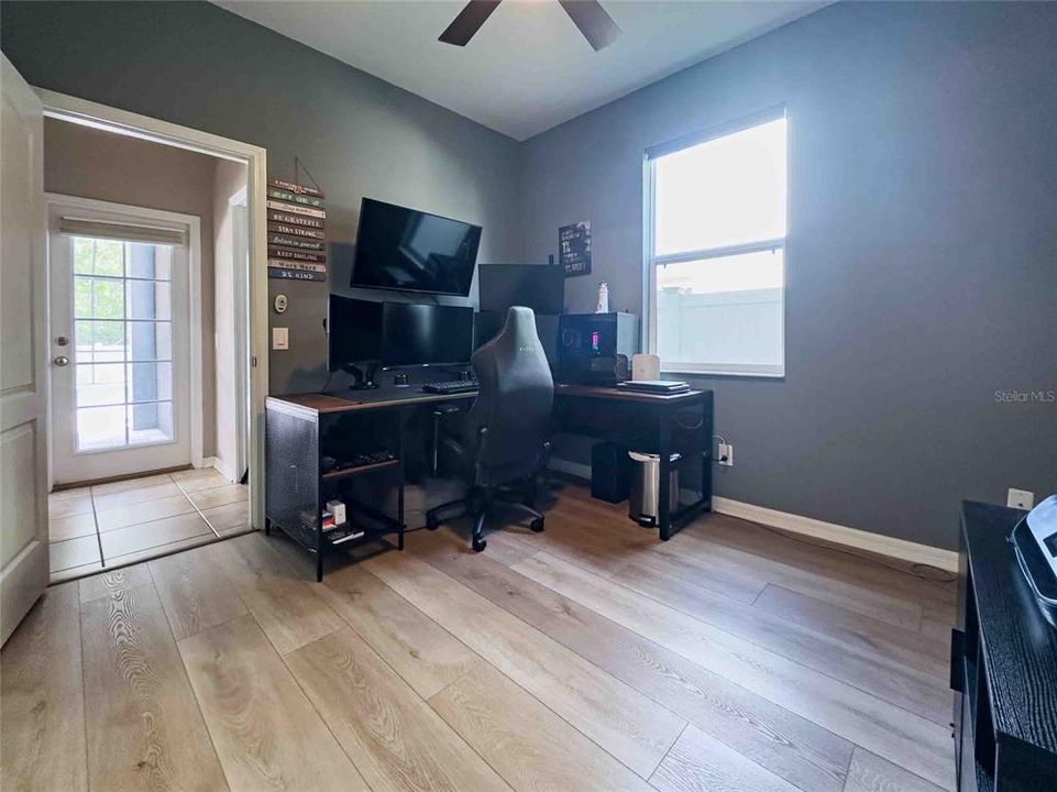 Active With Contract: $620,000 (4 beds, 3 baths, 2503 Square Feet)