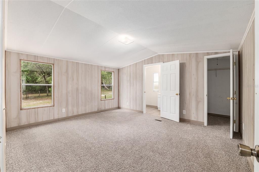 Active With Contract: $125,000 (3 beds, 2 baths, 1152 Square Feet)