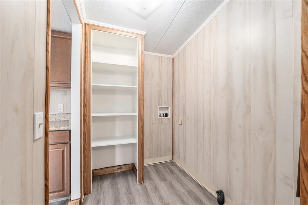 Active With Contract: $125,000 (3 beds, 2 baths, 1152 Square Feet)