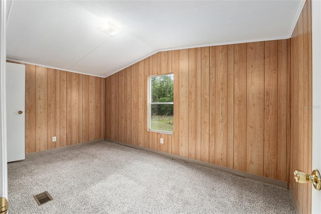 Active With Contract: $125,000 (3 beds, 2 baths, 1152 Square Feet)