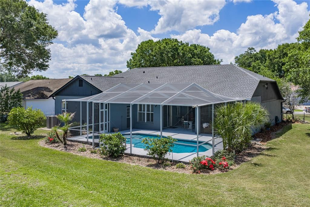 Active With Contract: $550,000 (4 beds, 3 baths, 2335 Square Feet)